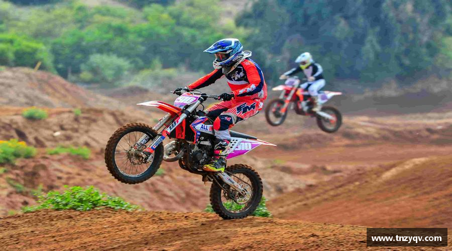 挑战自我，勇往直前！